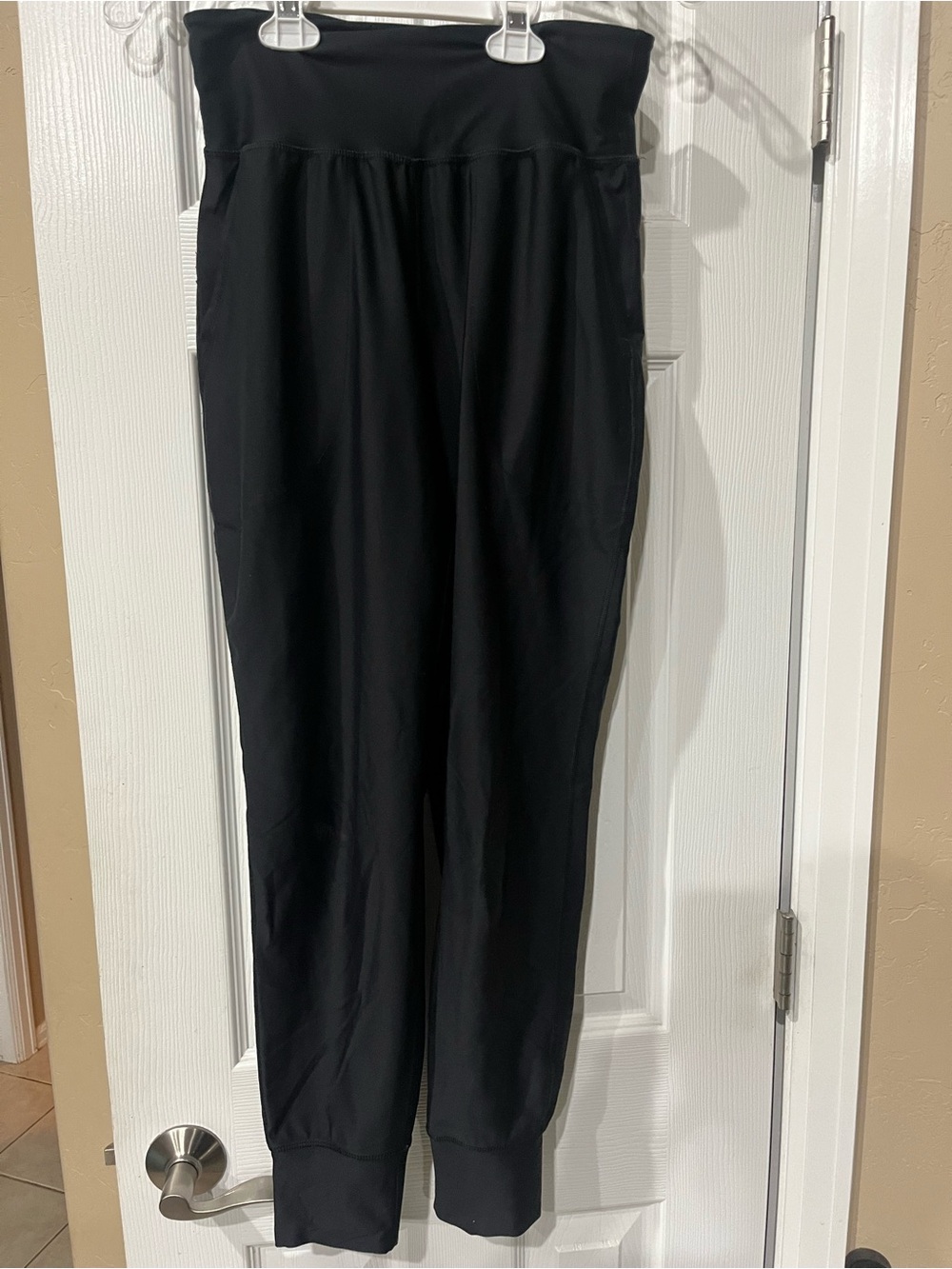 Old Navy Black Women’s High-Waist Jogger Pants